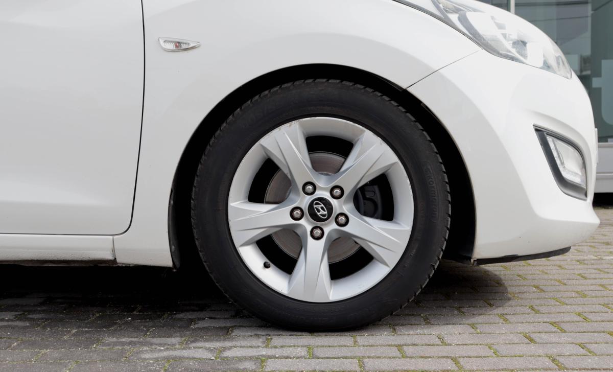 hyundai-i30-2013-diesel-1582cc