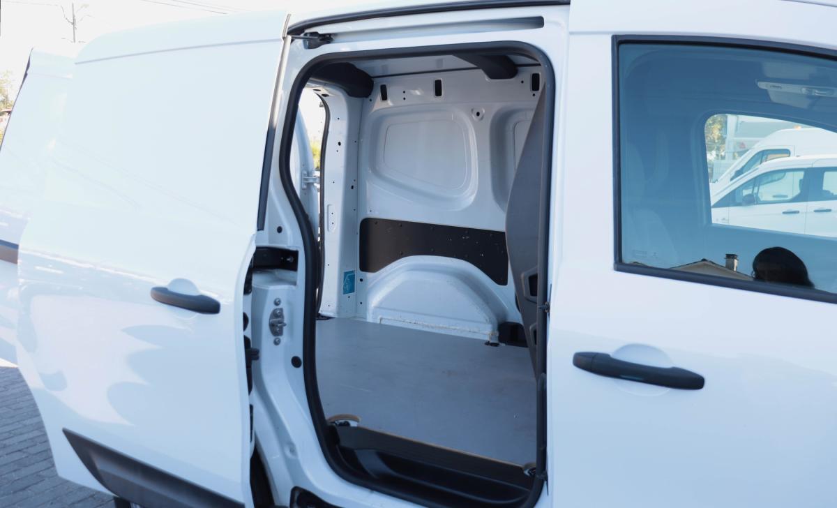 renault-kangoo-2023-diesel-1461cc