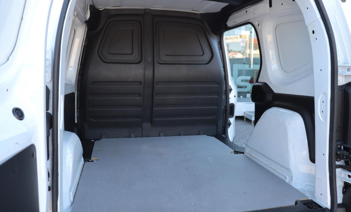 renault-kangoo-2023-diesel-1461cc