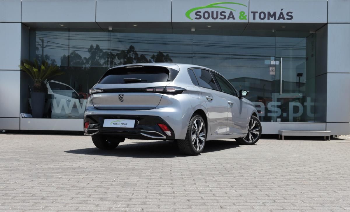 peugeot-308-2023-gasolina-1199cc