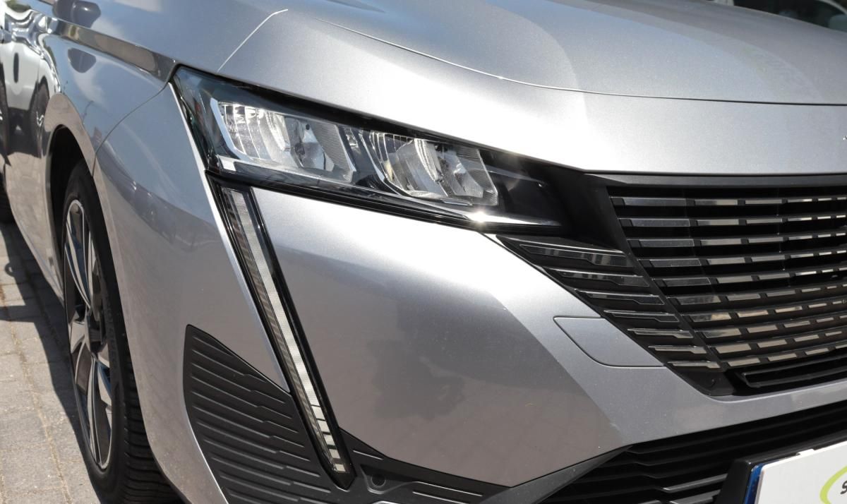 peugeot-308-2023-gasolina-1199cc