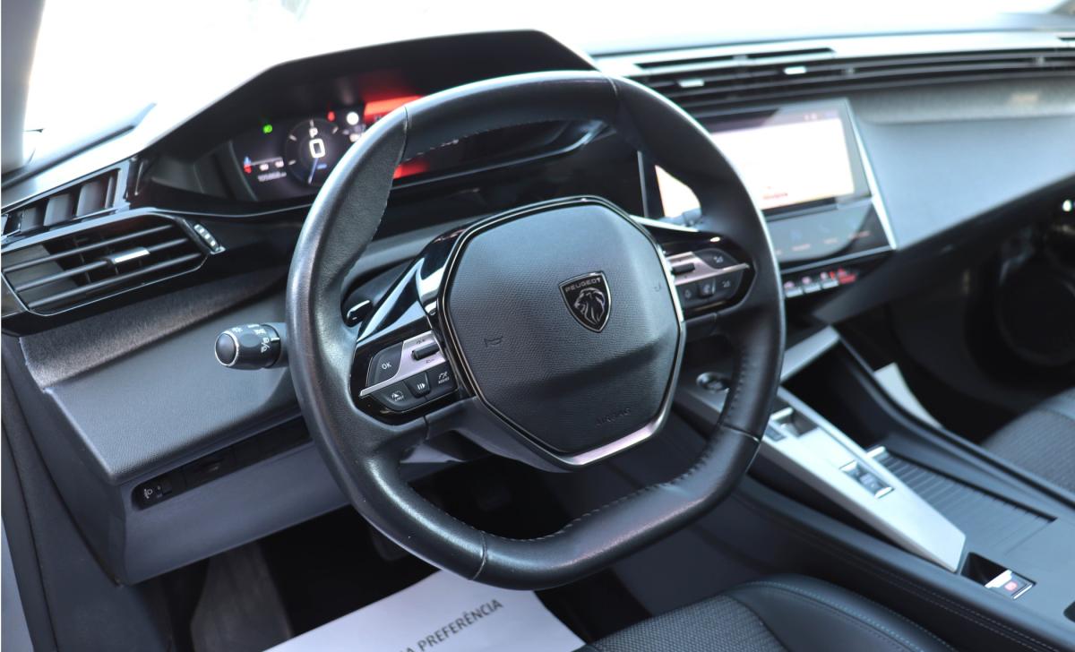 peugeot-308-2023-gasolina-1199cc