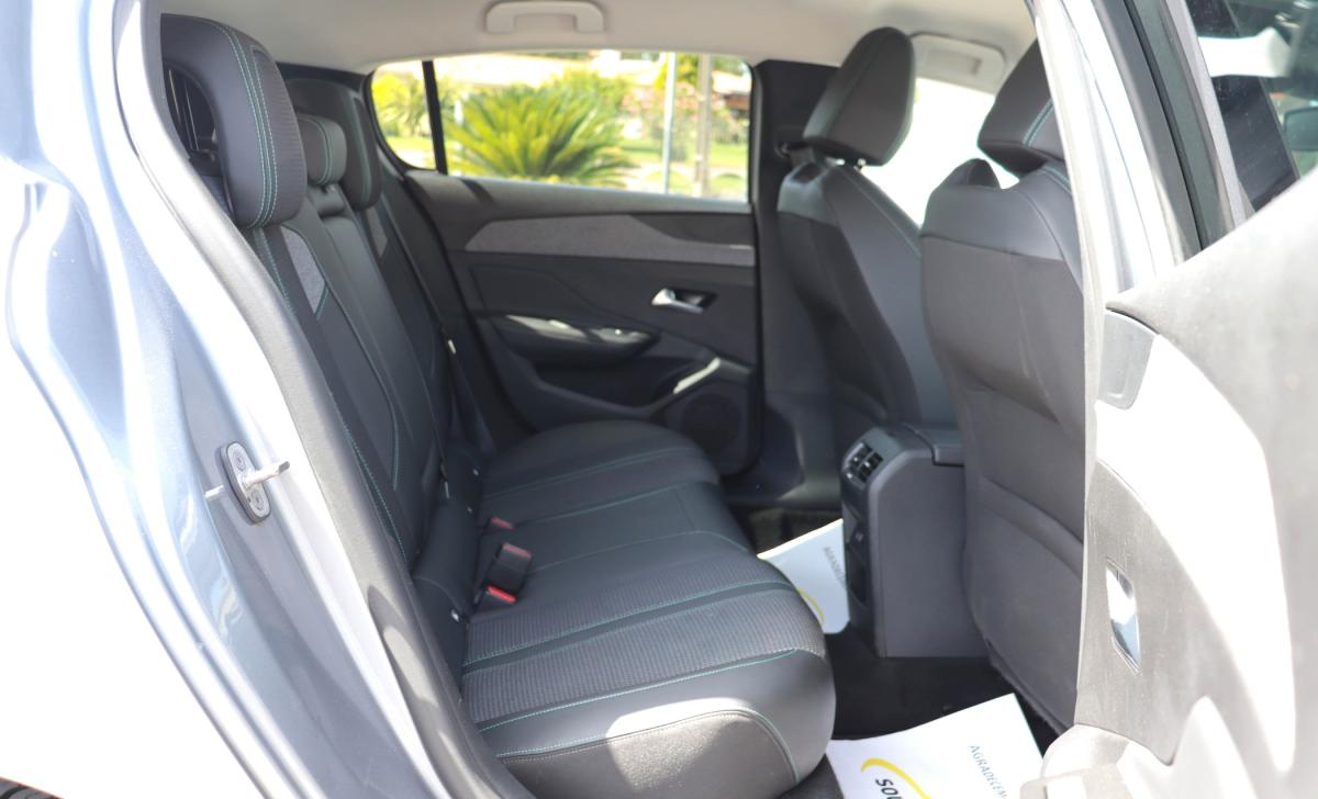 peugeot-308-2023-gasolina-1199cc