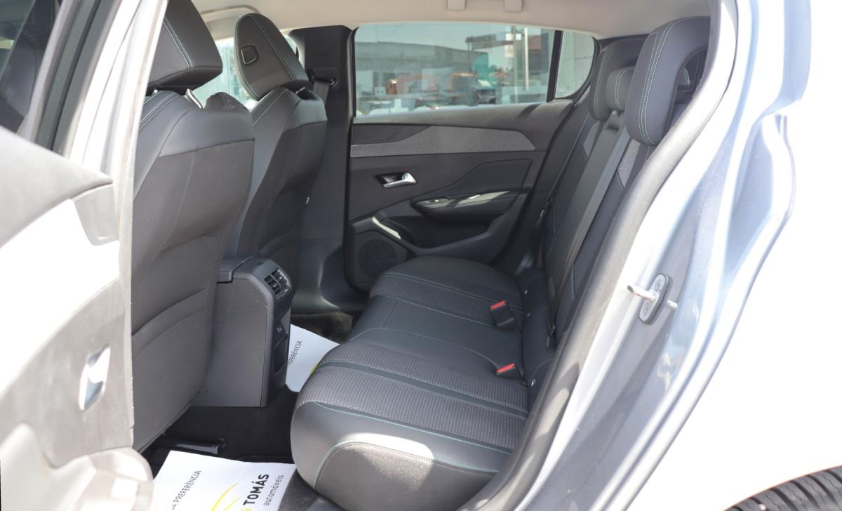 peugeot-308-2023-gasolina-1199cc