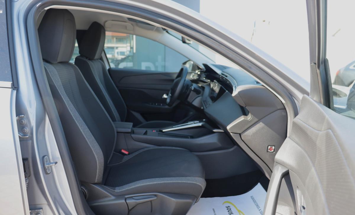 peugeot-308-2023-gasolina-1199cc