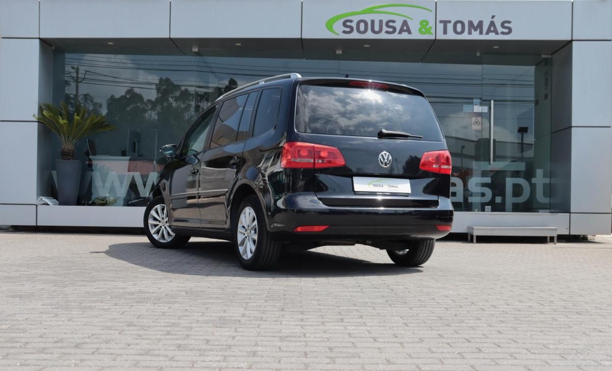 volkswagen-touran-2012-diesel-1598cc