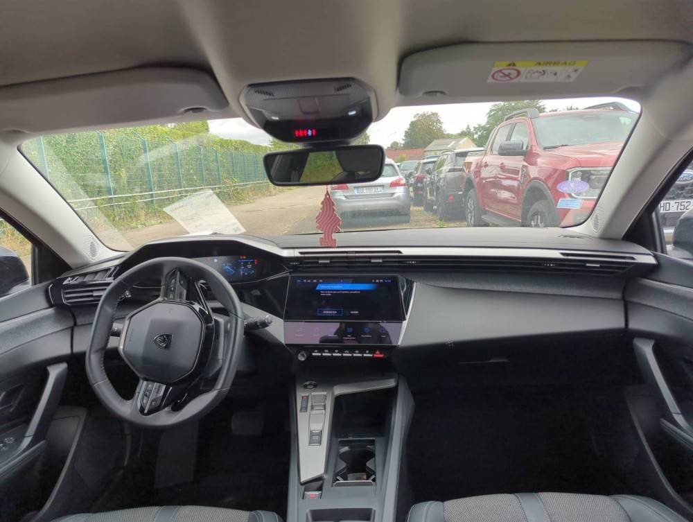 peugeot-308-2023-gasolina-1199cc