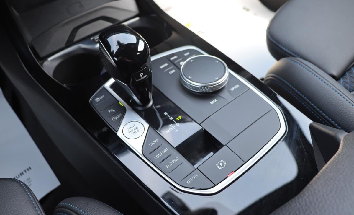 bmw-serie-1-2023-gasolina-1499cc