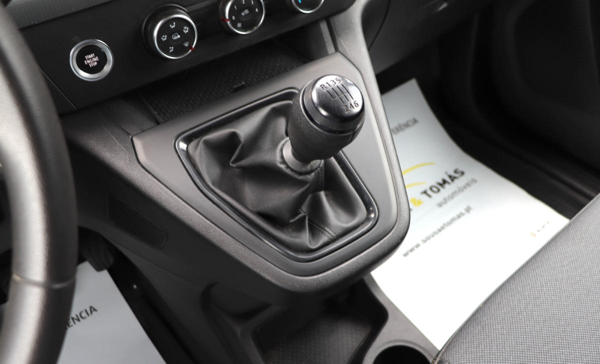 renault-kangoo-2022-diesel-1461cc