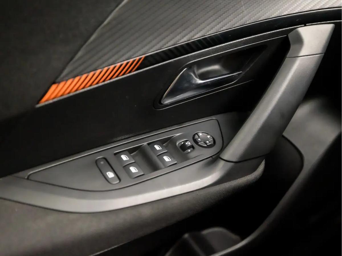 peugeot-2008-2021-gasolina-1199cc