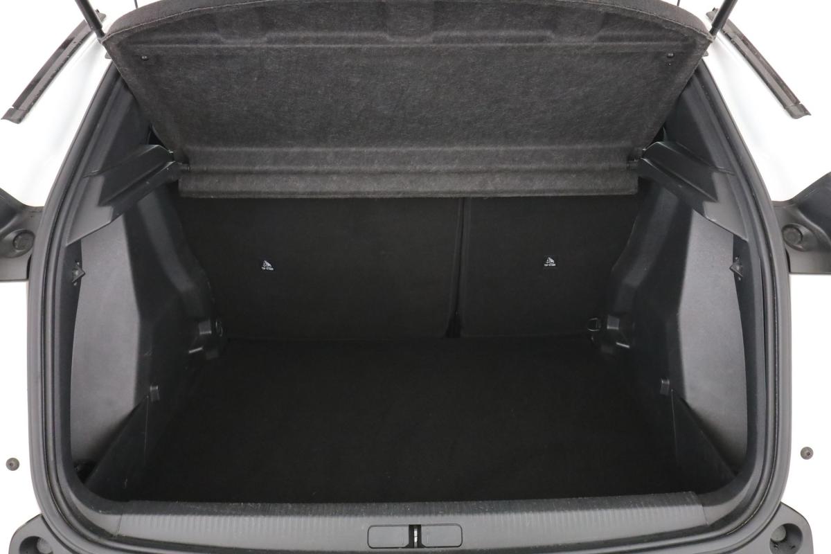 peugeot-2008-2021-gasolina-1199cc