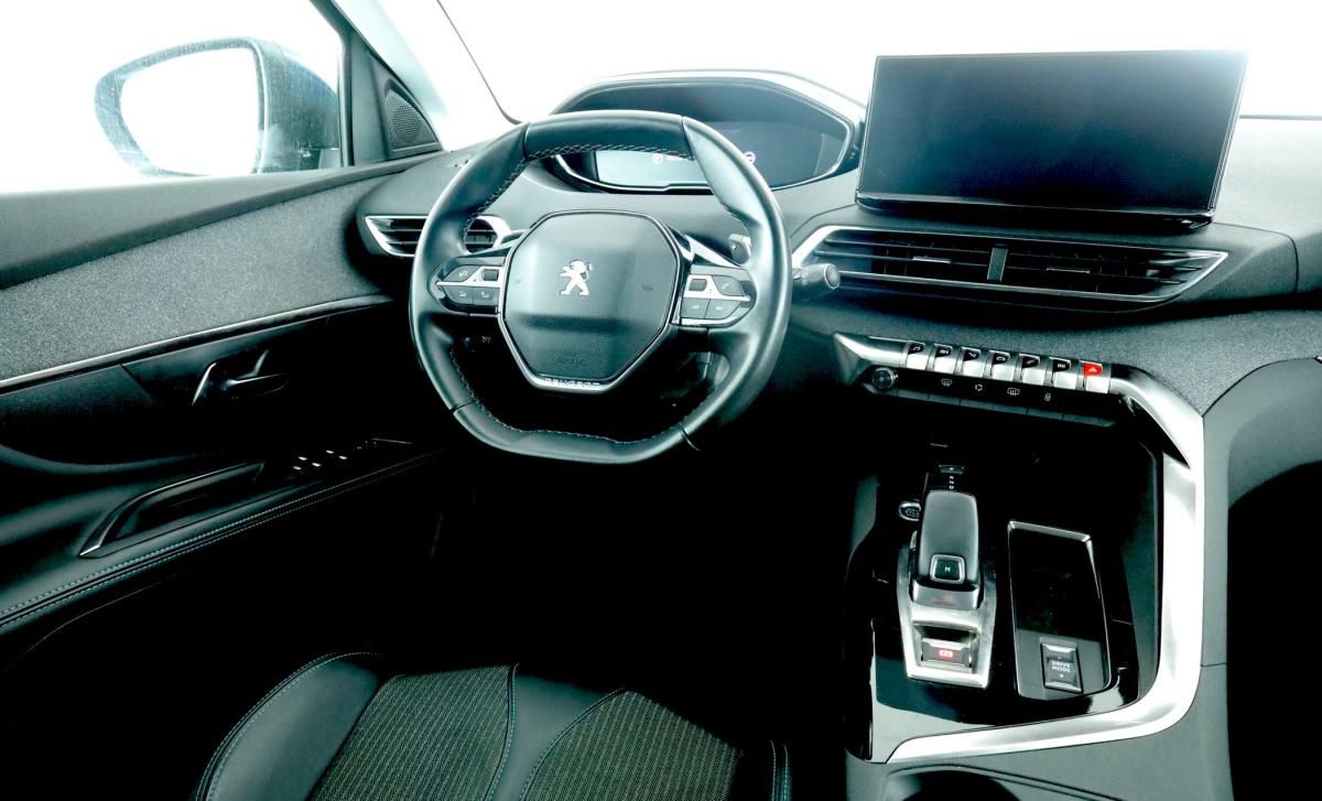 peugeot-5008-2022-gasolina-1199cc