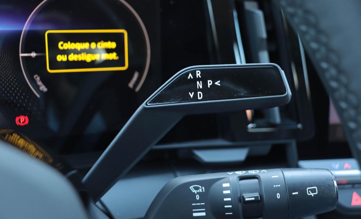 renault-megane-2022-eletrico-0cc