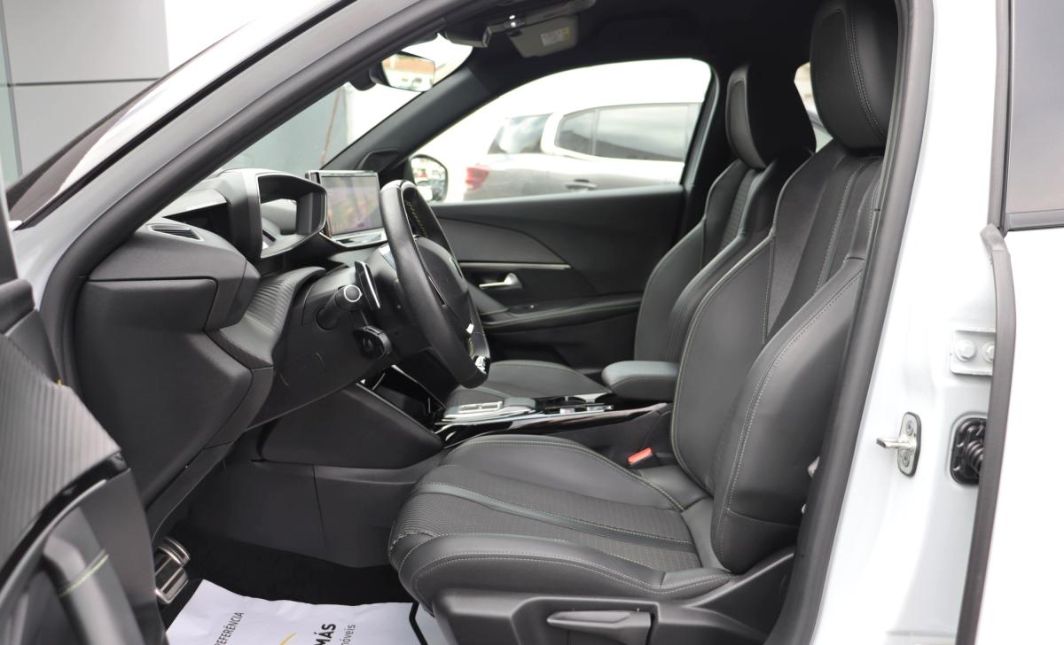 peugeot-2008-2024-gasolina-1199cc