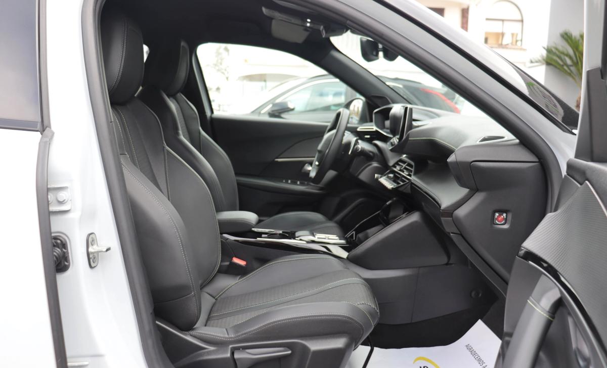 peugeot-2008-2024-gasolina-1199cc