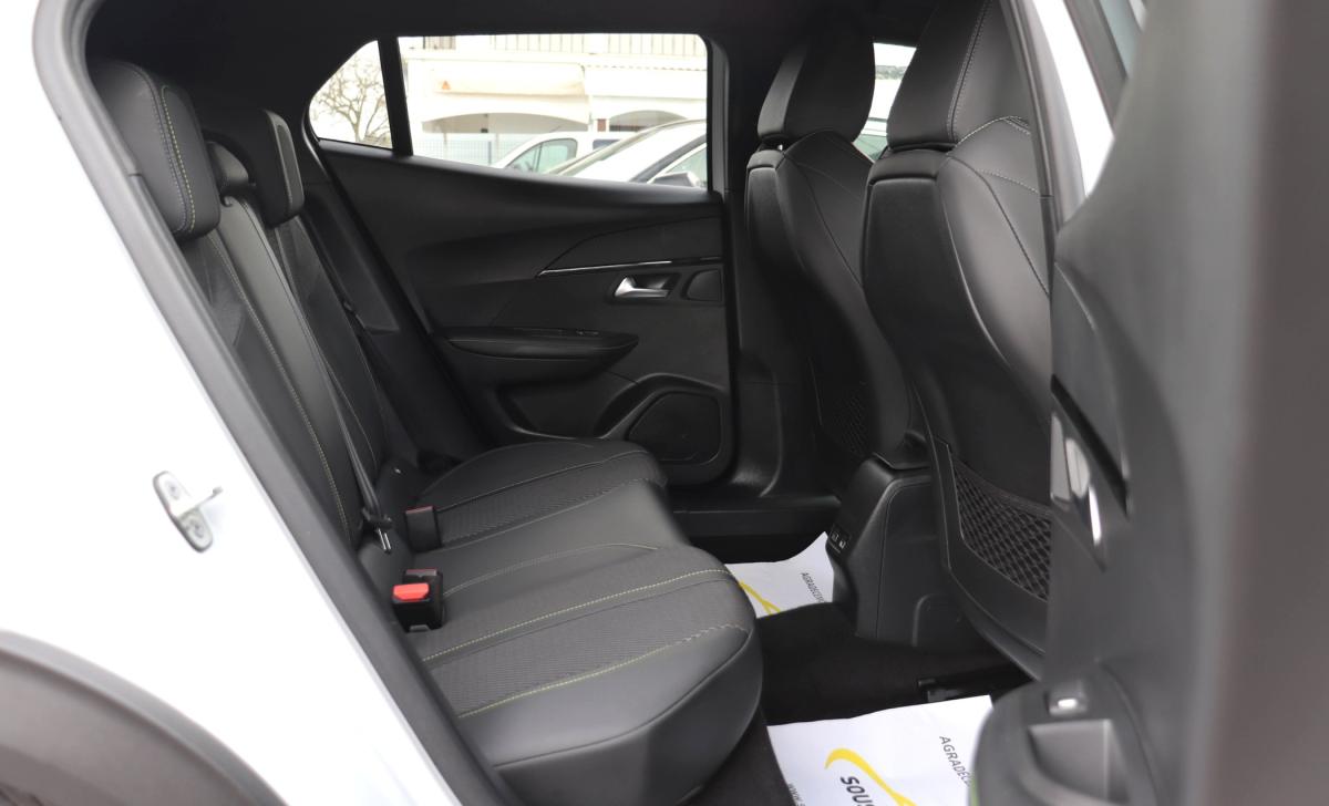 peugeot-2008-2024-gasolina-1199cc