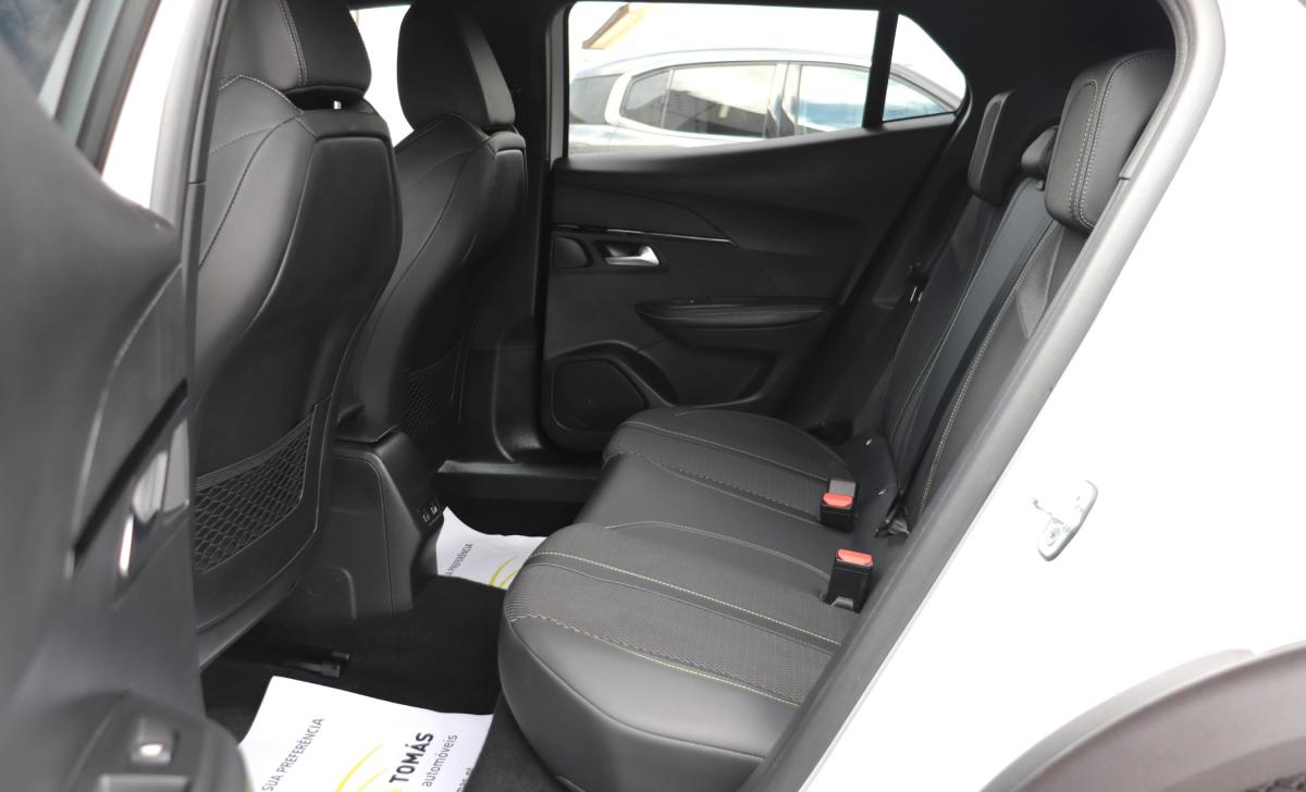 peugeot-2008-2024-gasolina-1199cc