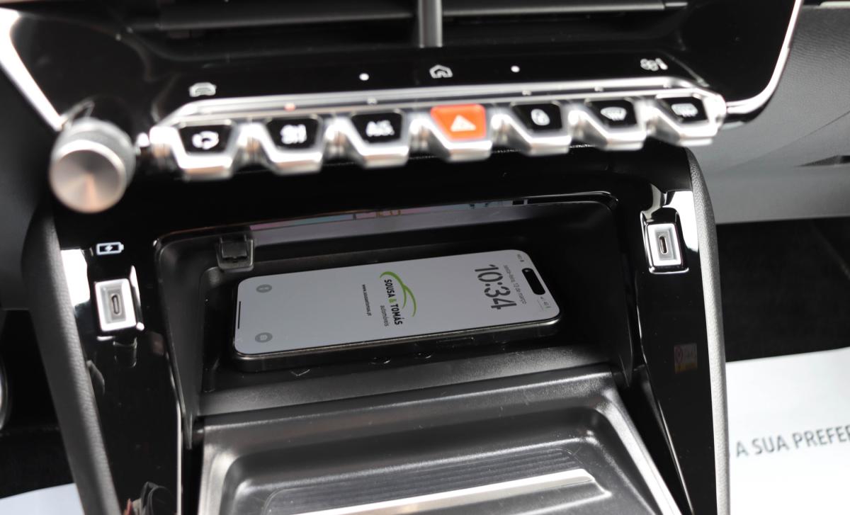 peugeot-2008-2024-gasolina-1199cc