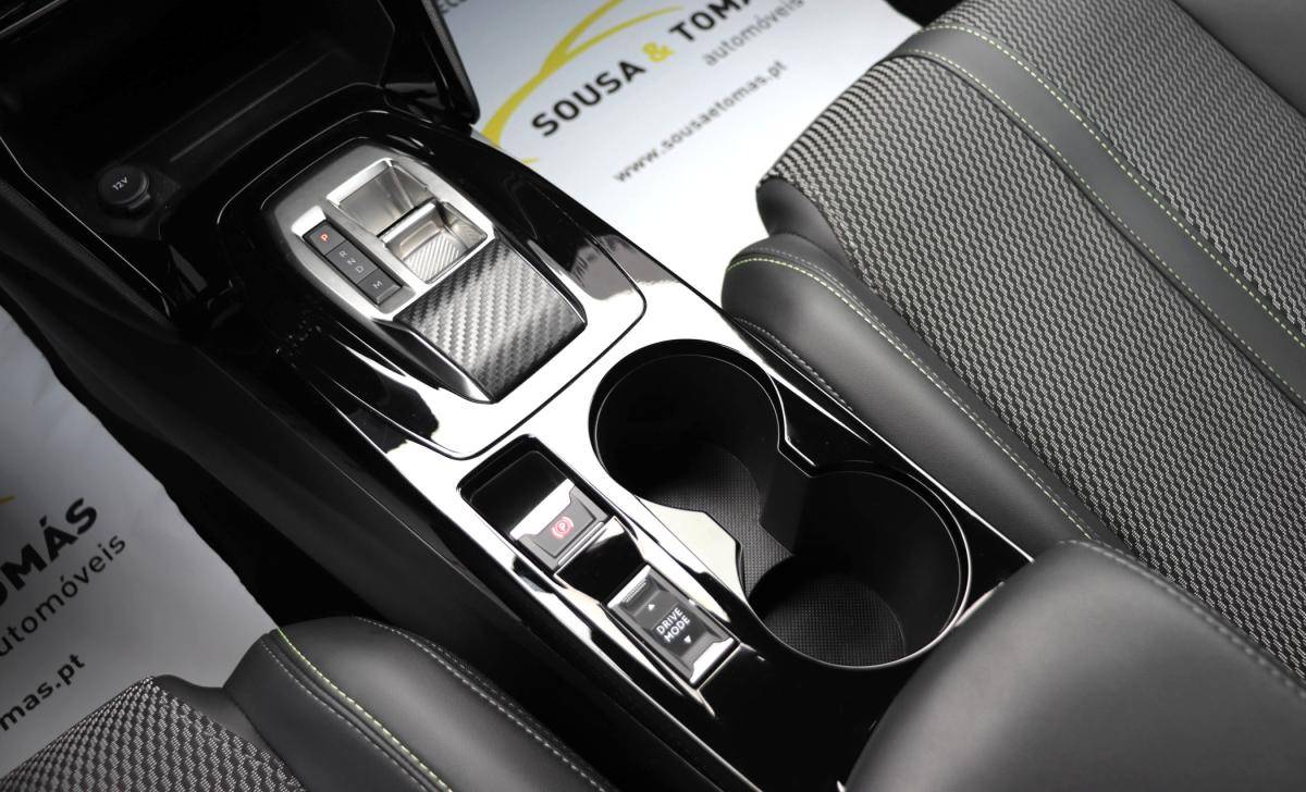 peugeot-2008-2024-gasolina-1199cc