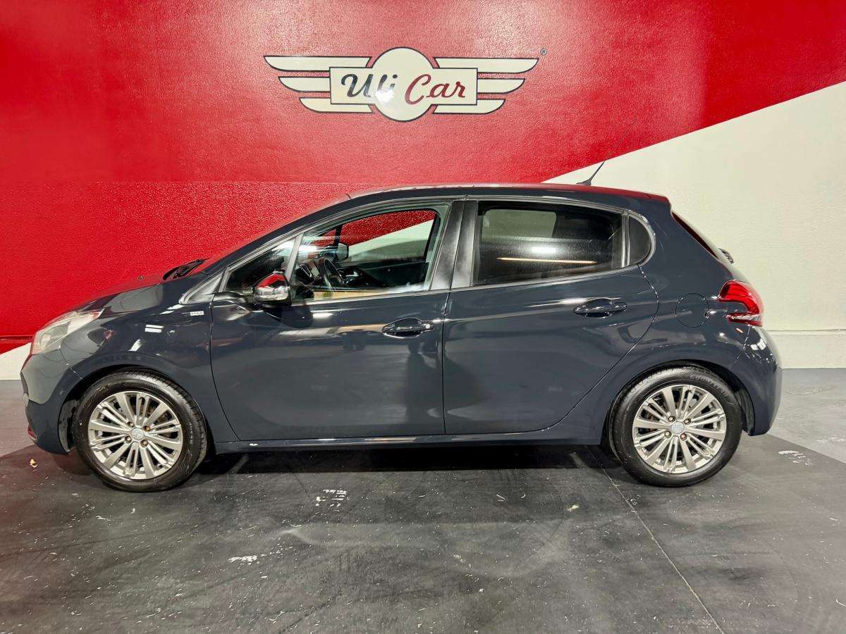 peugeot-208-2017-gasolina-1199cc