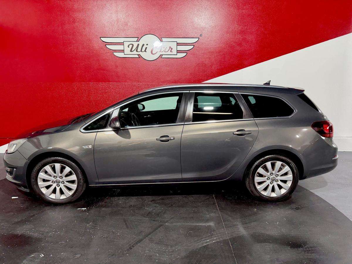 opel-astra-sport-tourer-2016-diesel-1598cc