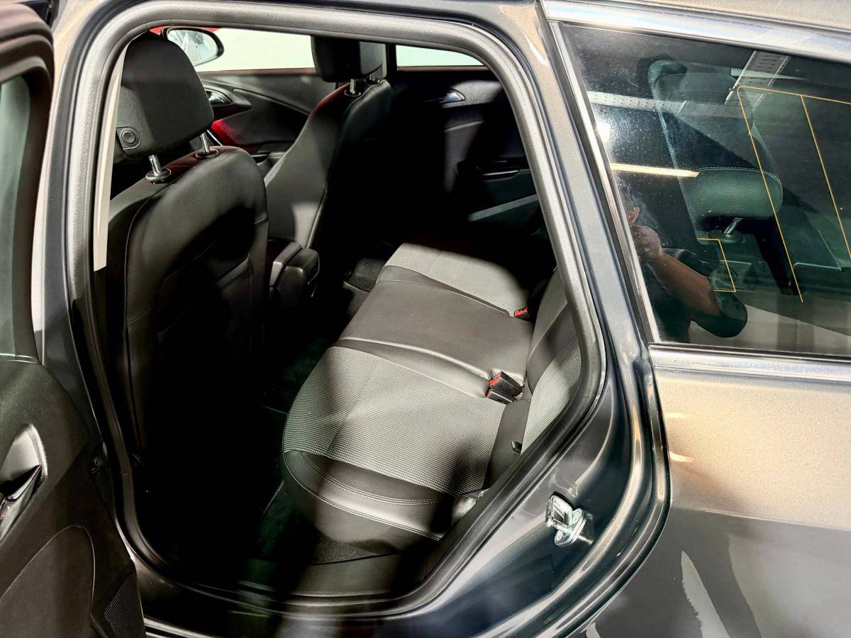 opel-astra-sport-tourer-2016-diesel-1598cc