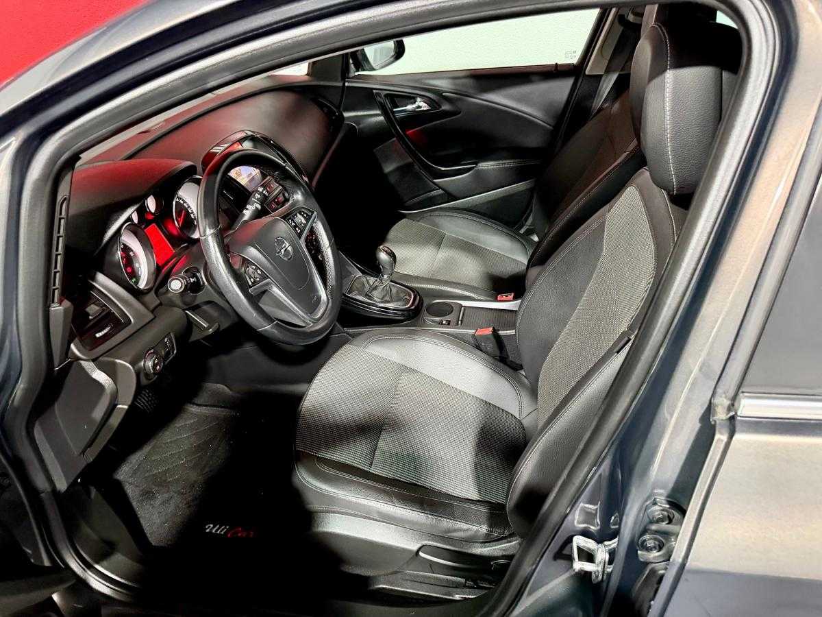 opel-astra-sport-tourer-2016-diesel-1598cc