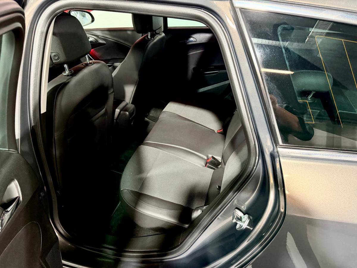 opel-astra-sport-tourer-2016-diesel-1598cc