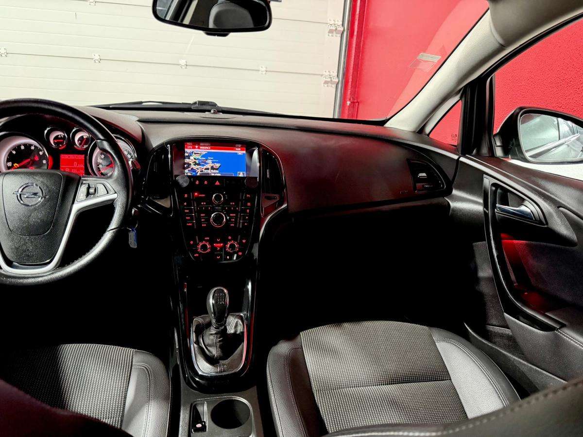 opel-astra-sport-tourer-2016-diesel-1598cc
