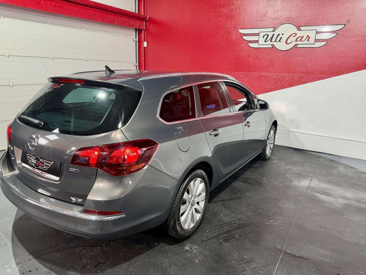 opel-astra-sport-tourer-2016-diesel-1598cc