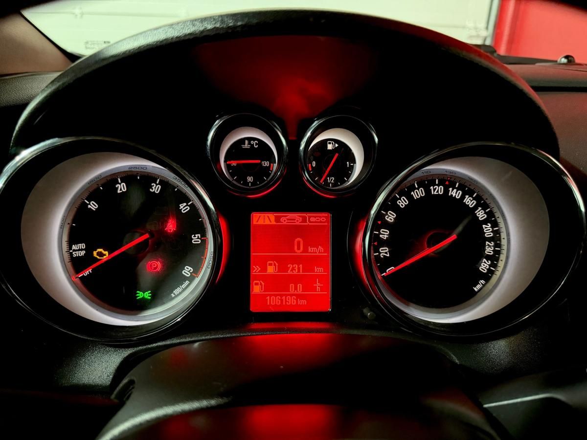 opel-astra-sport-tourer-2016-diesel-1598cc