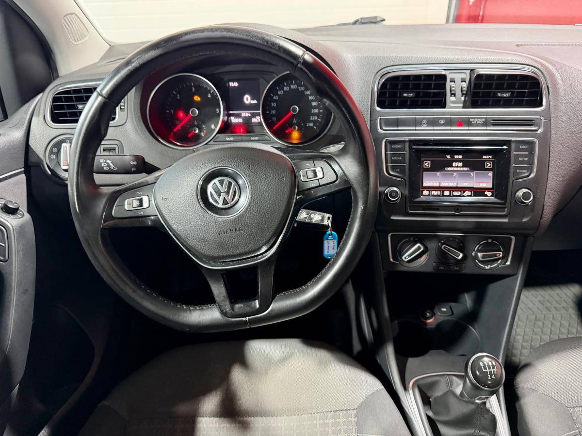 volkswagen-polo-2015-diesel-1422cc