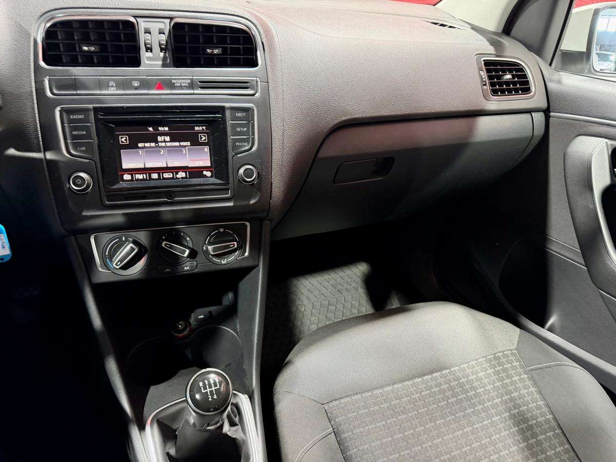 volkswagen-polo-2015-diesel-1422cc