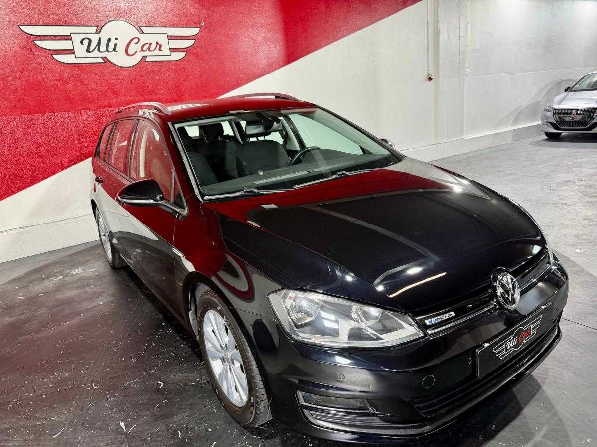 volkswagen-golf-variant-2015-diesel-1598cc