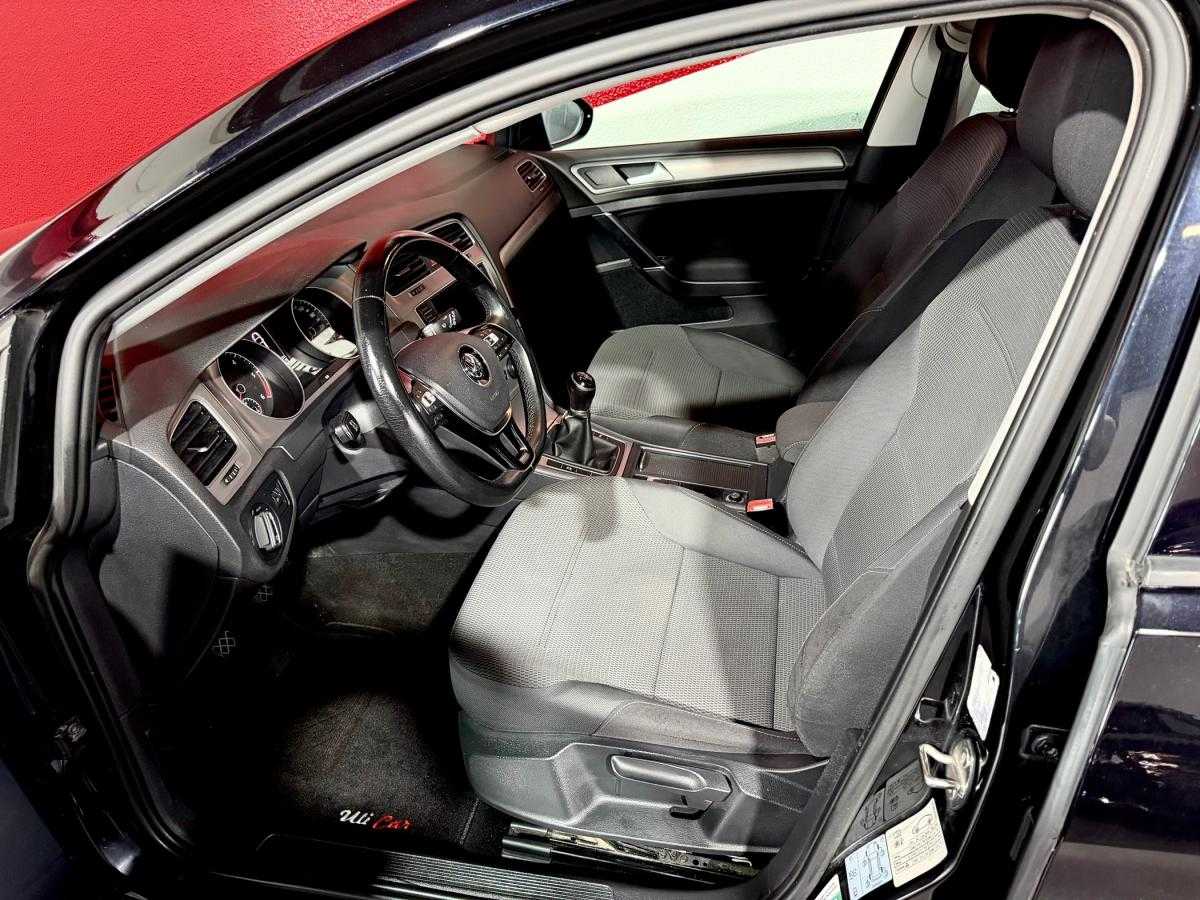 volkswagen-golf-variant-2015-diesel-1598cc