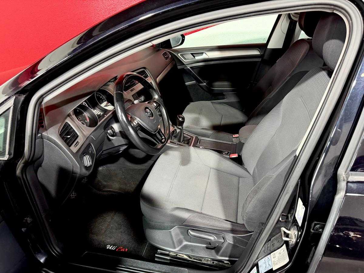 volkswagen-golf-variant-2015-diesel-1598cc