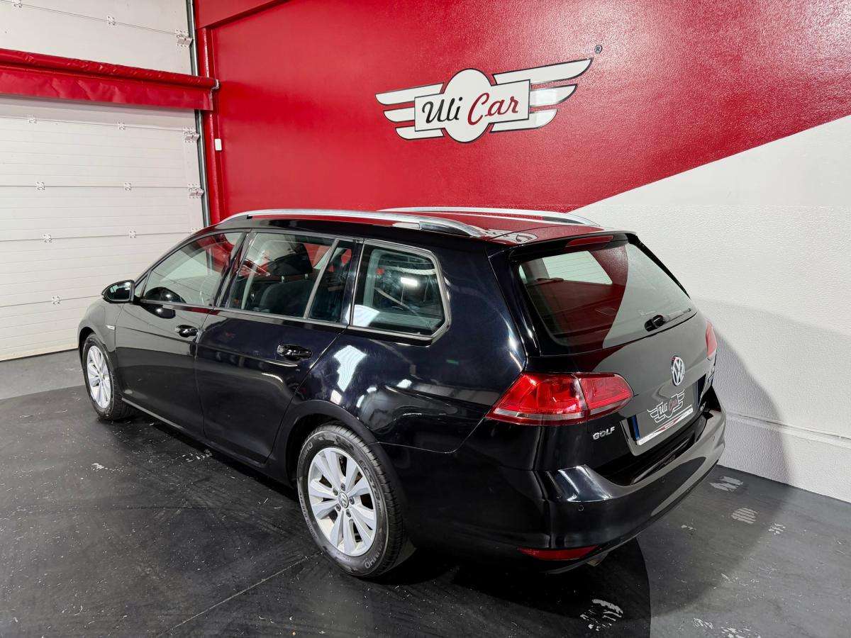 volkswagen-golf-variant-2015-diesel-1598cc