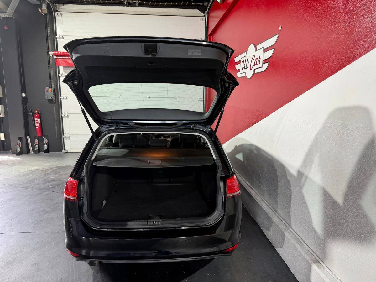 volkswagen-golf-variant-2015-diesel-1598cc