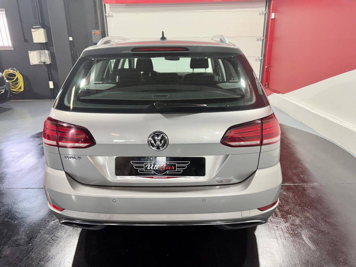 volkswagen-golf-variant-2019-diesel-1598cc