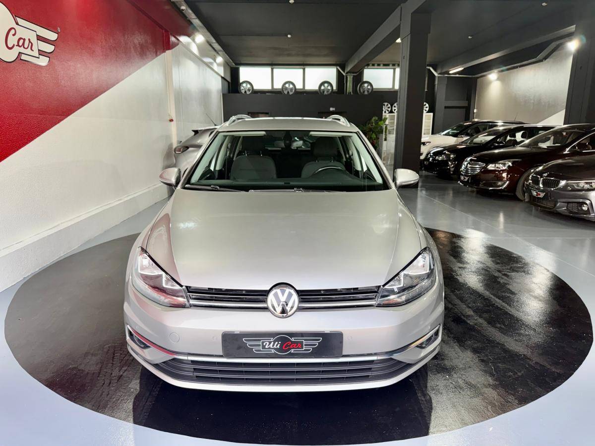 volkswagen-golf-variant-2019-diesel-1598cc