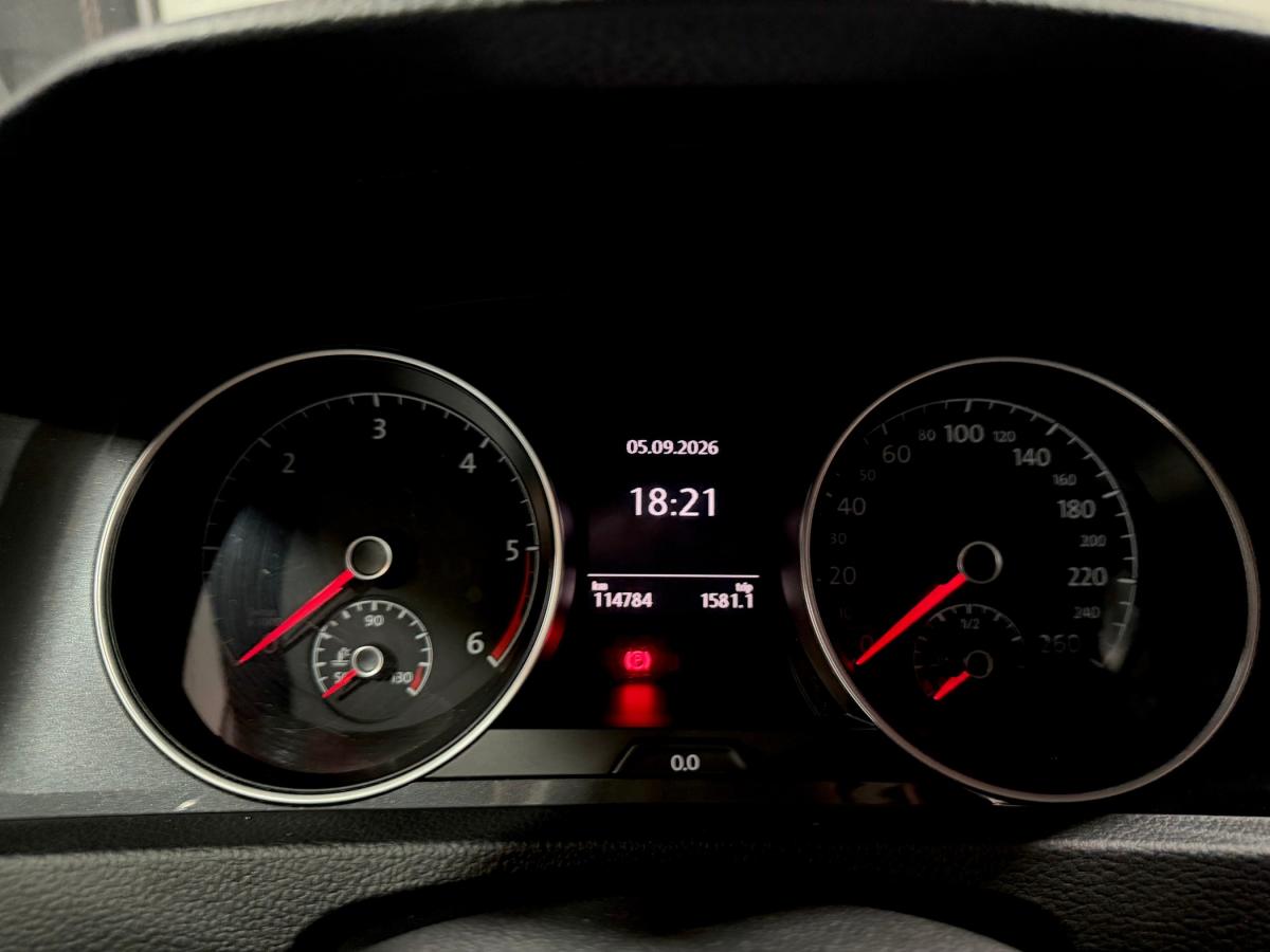 volkswagen-golf-variant-2019-diesel-1598cc