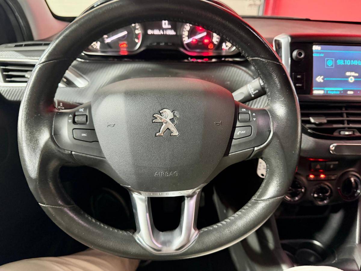 peugeot-208-2018-gasolina-1199cc