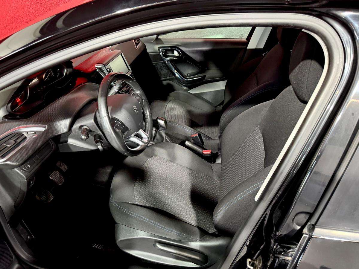 peugeot-208-2018-gasolina-1199cc