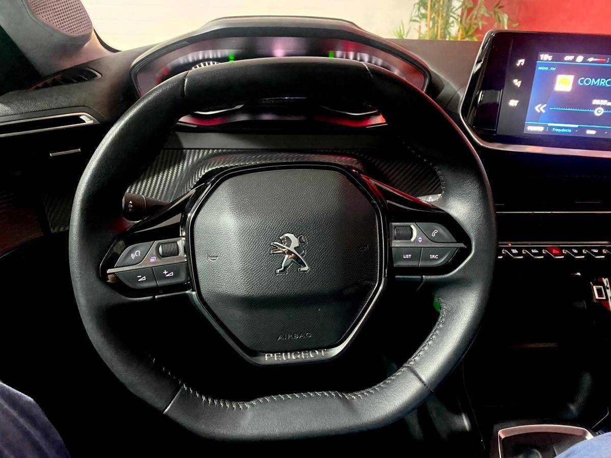 peugeot-208-2022-gasolina-1199cc