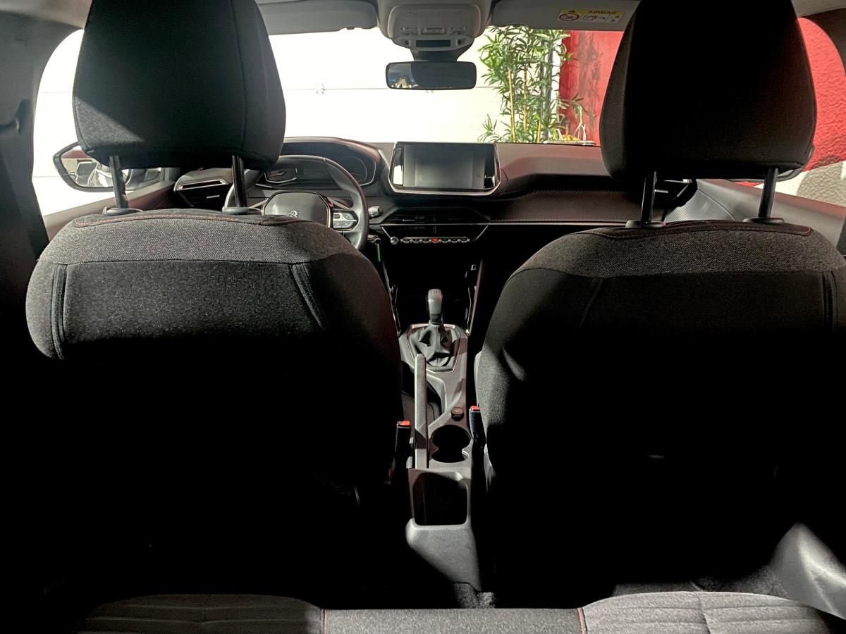 peugeot-208-2022-gasolina-1199cc