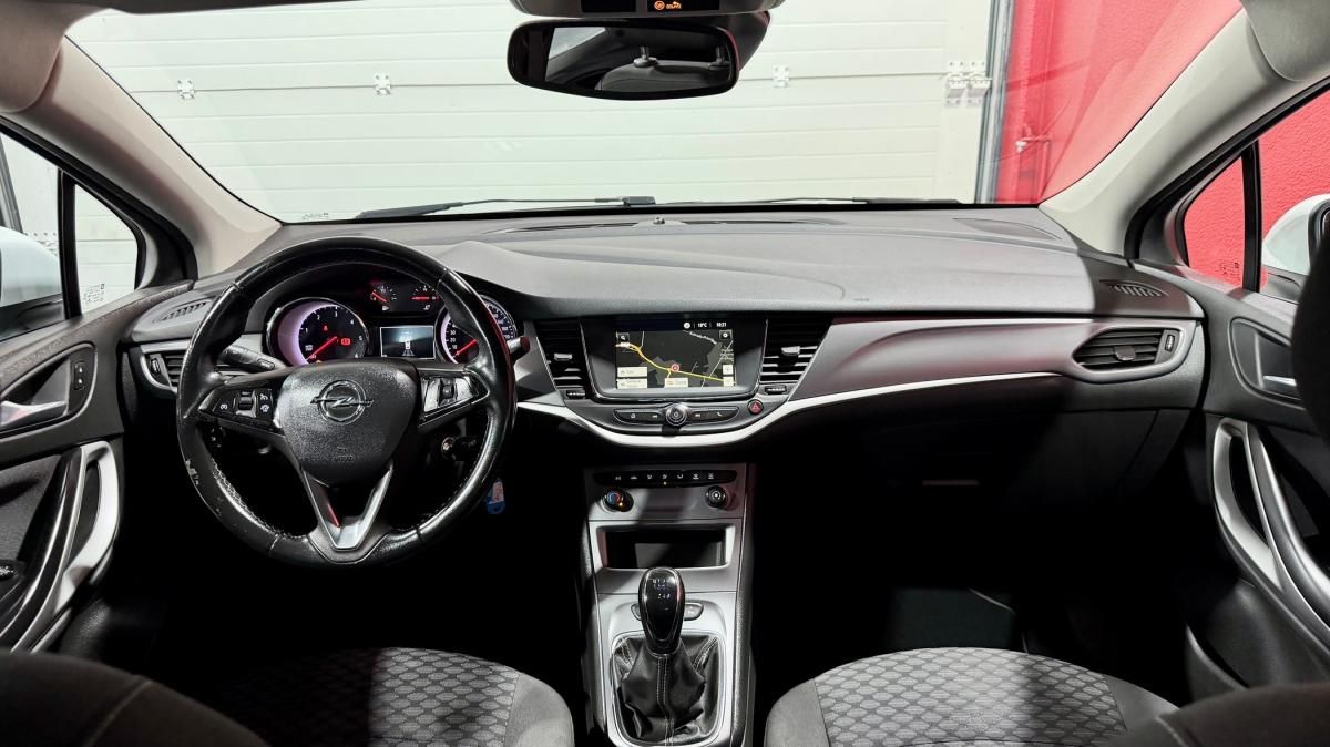opel-astra-2020-diesel-1496cc