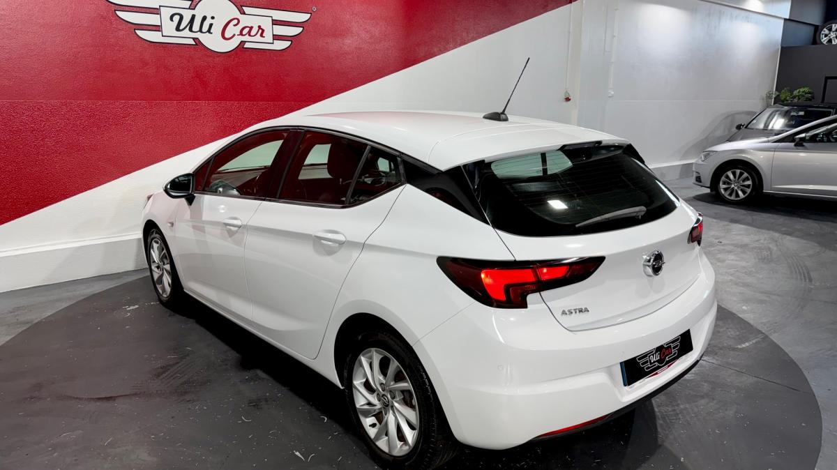 opel-astra-2020-diesel-1496cc