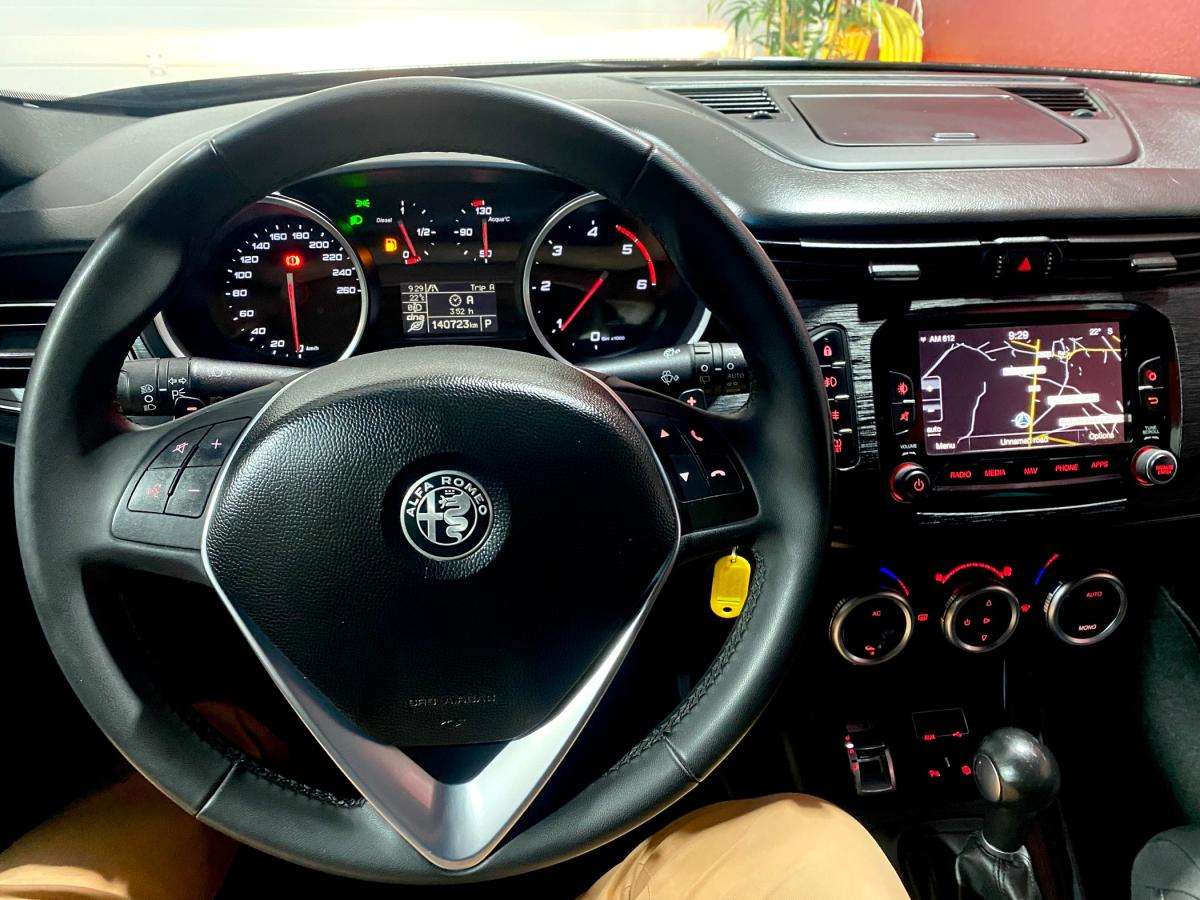 alfa-romeo-giulietta-2019-diesel-1598cc
