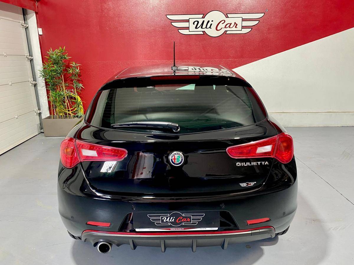alfa-romeo-giulietta-2019-diesel-1598cc
