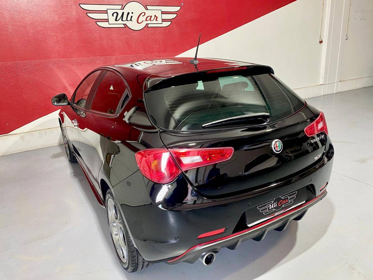 alfa-romeo-giulietta-2019-diesel-1598cc